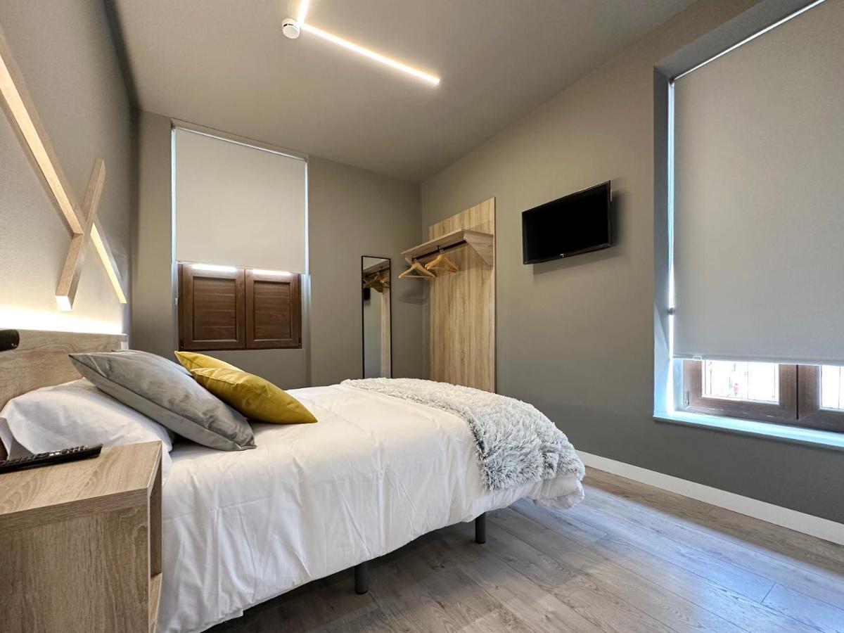 Hostal Maria Felisa Candás Eksteriør bilde