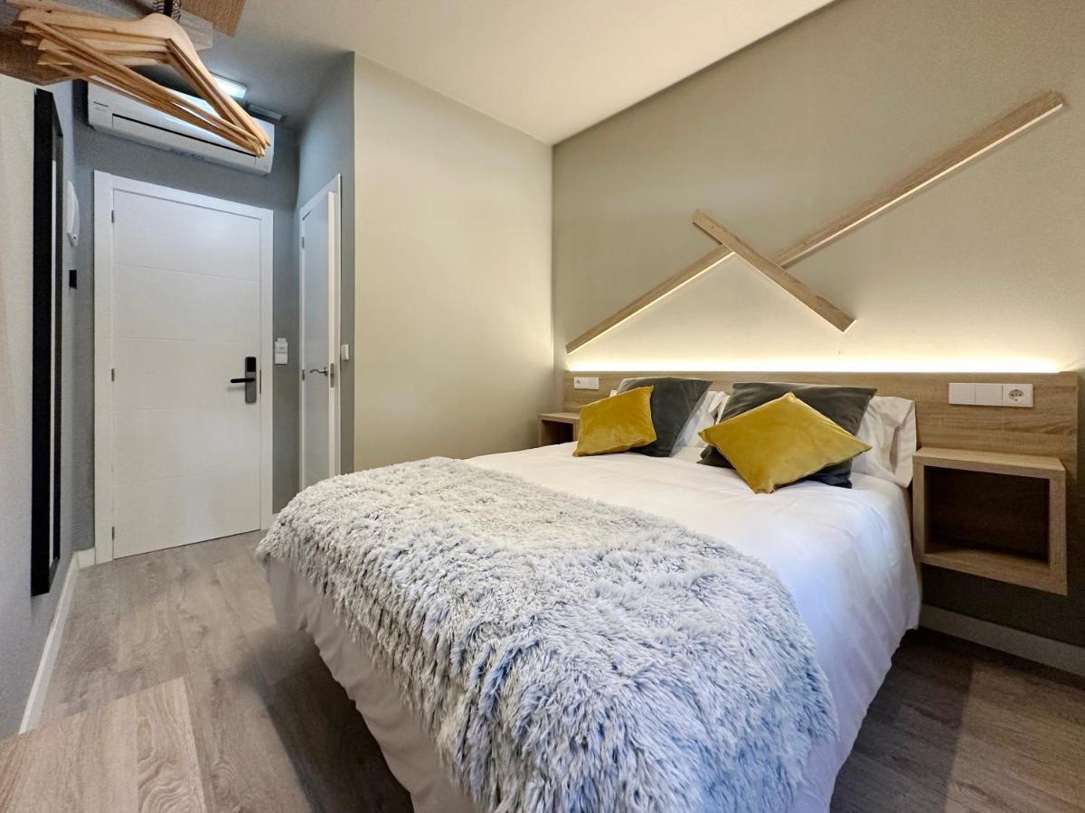 Hostal Maria Felisa Candás Eksteriør bilde